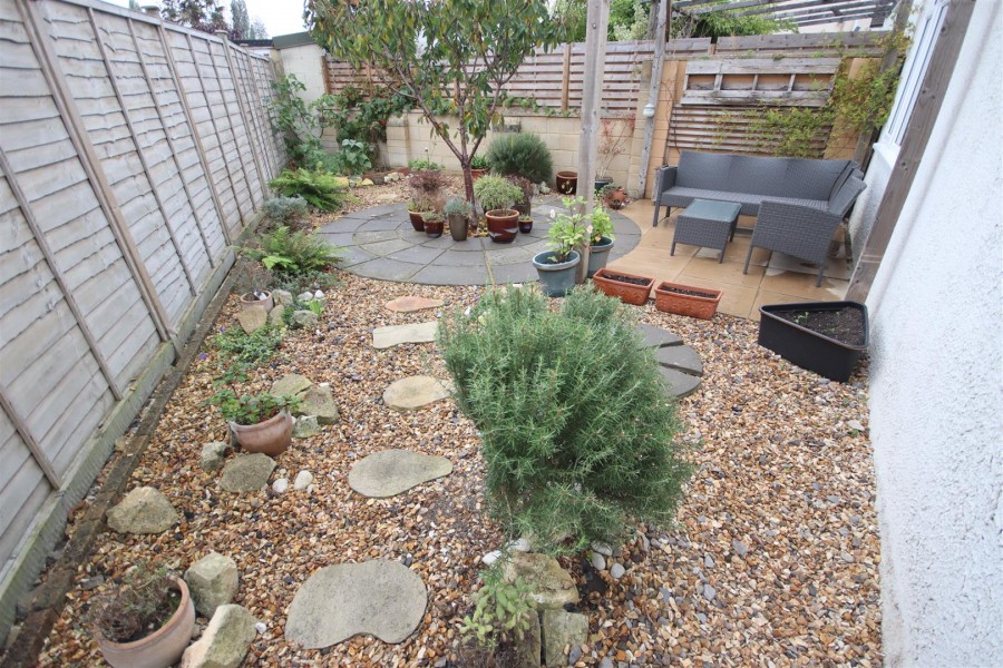 Images for Greenway Lane, Chippenham