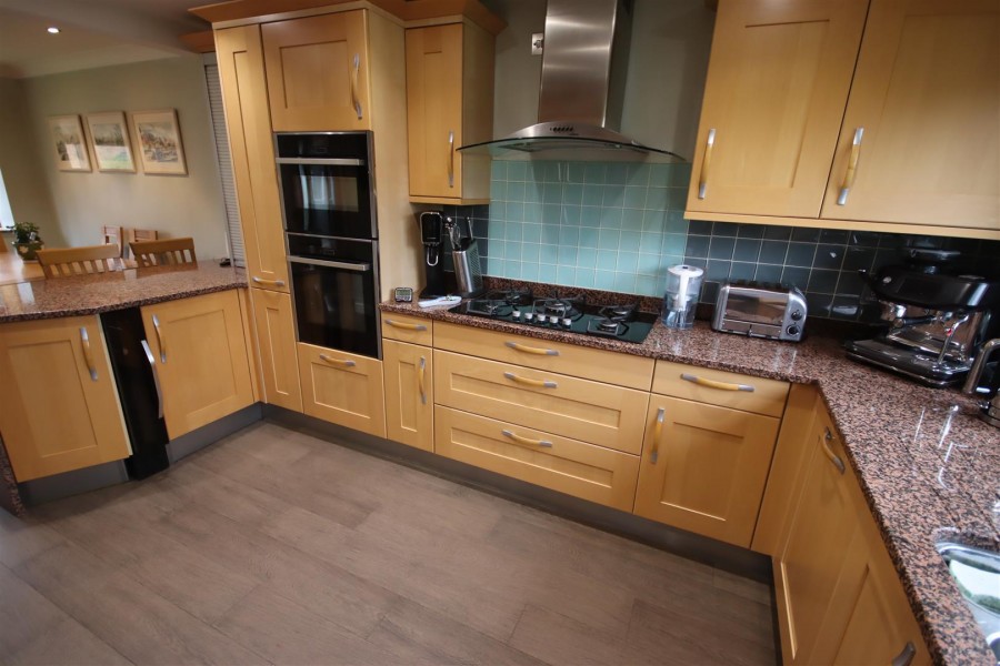 Images for Stapleford Close, Chippenham