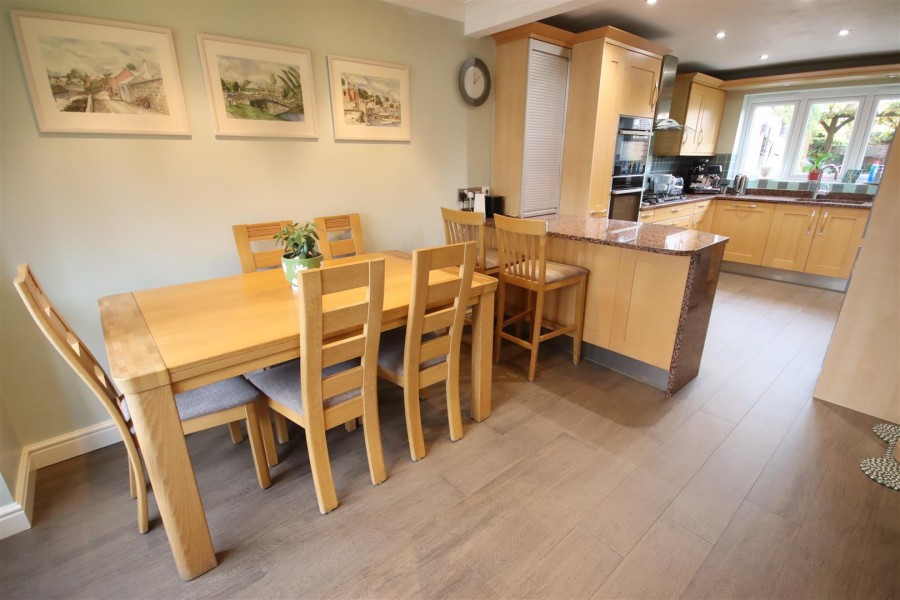 Images for Stapleford Close, Chippenham