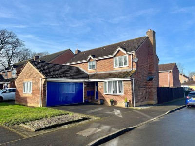 Thomas Mead, Chippenham