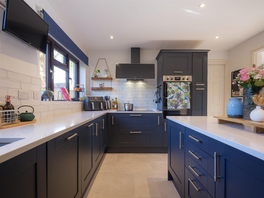 Images for Erleigh Drive, Chippenham