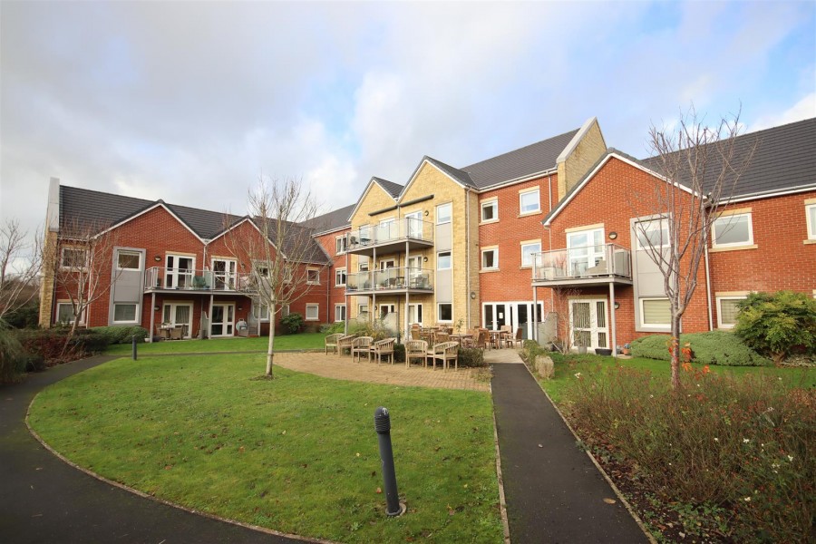 Images for Westmead Lane, Chippenham