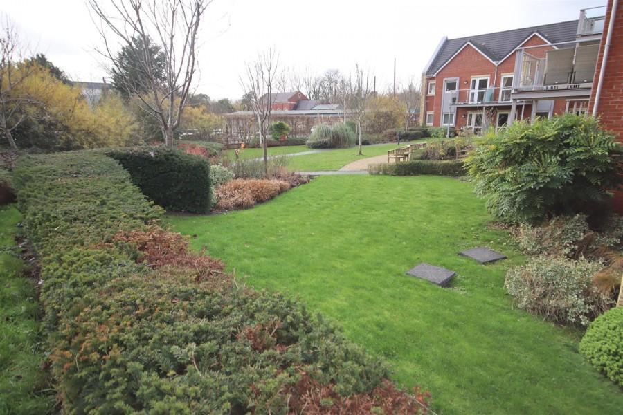 Images for Westmead Lane, Chippenham