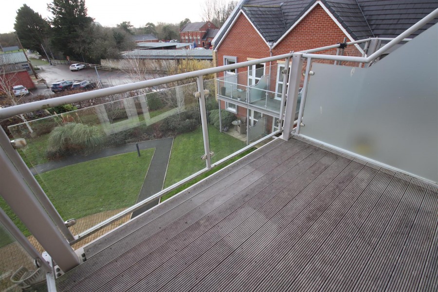 Images for Westmead Lane, Chippenham