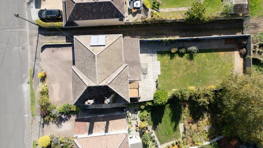 Images for Hardenhuish Avenue, Chippenham