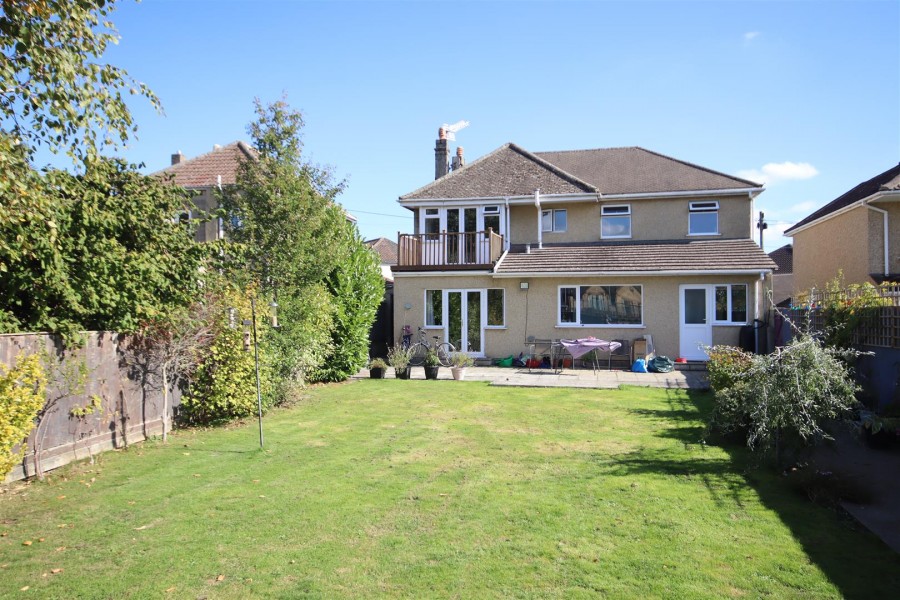 Images for Hardenhuish Avenue, Chippenham