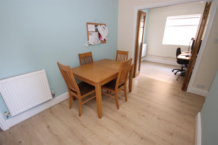 Images for Hardenhuish Avenue, Chippenham