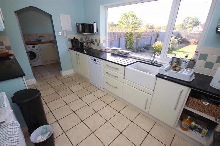 Images for Hardenhuish Avenue, Chippenham