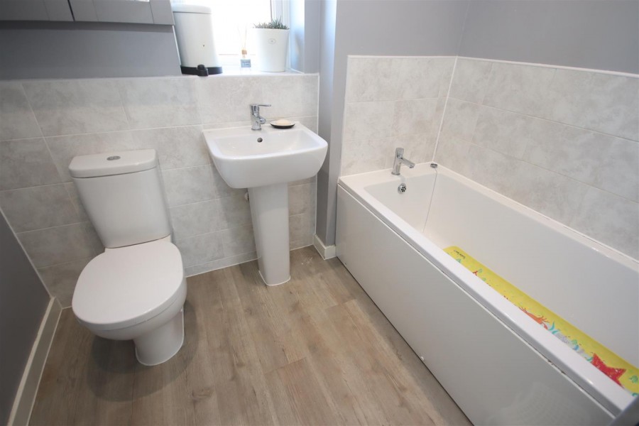 Images for Gainey Gardens, Chippenham