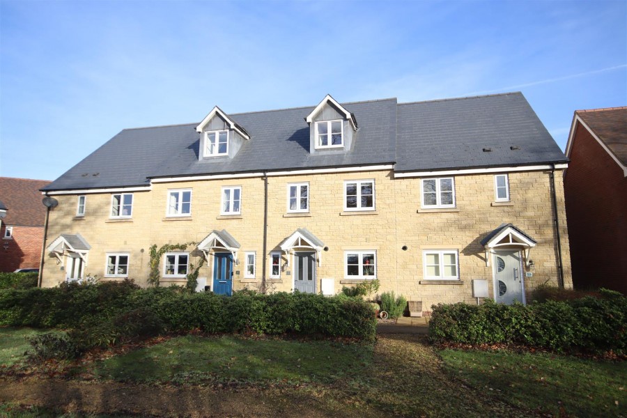 Images for Milbourne Way, Chippenham