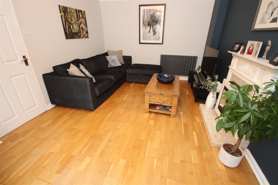 Images for Aintree Drive, Chippenham