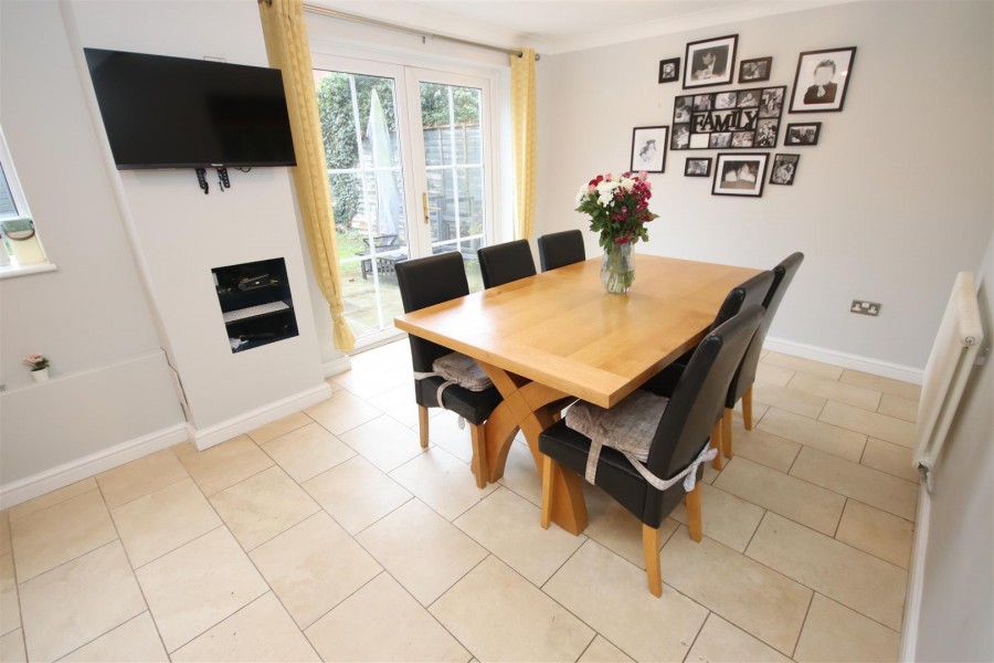 Images for Aintree Drive, Chippenham