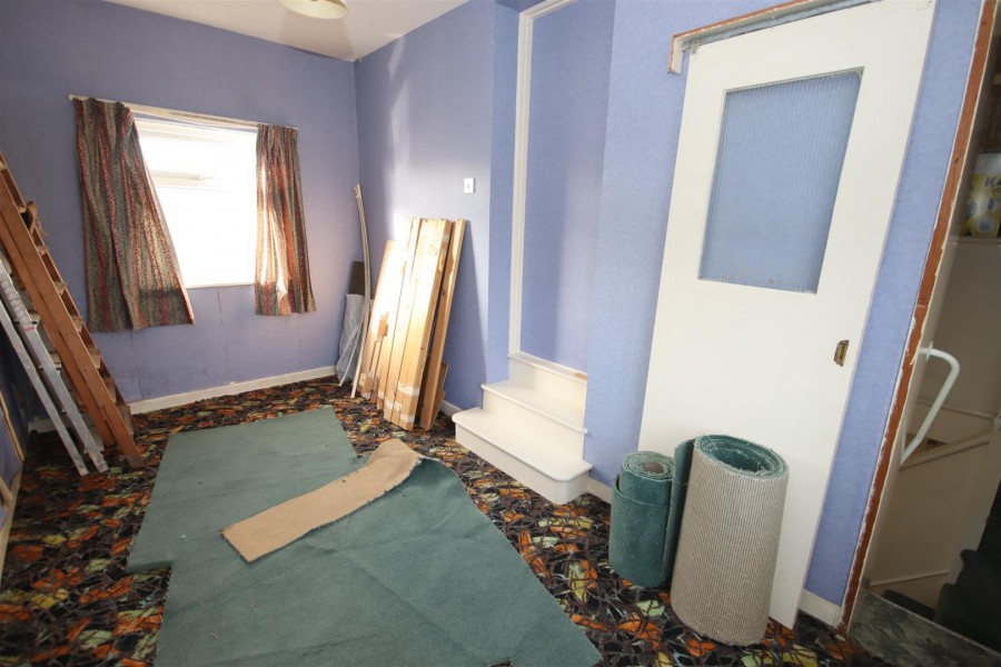 Images for Yewstock Crescent West, Chippenham