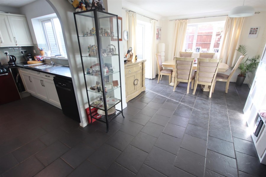 Images for Sedgefield Way, Chippenham