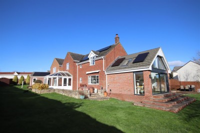 The Banks, Lyneham, Chippenham