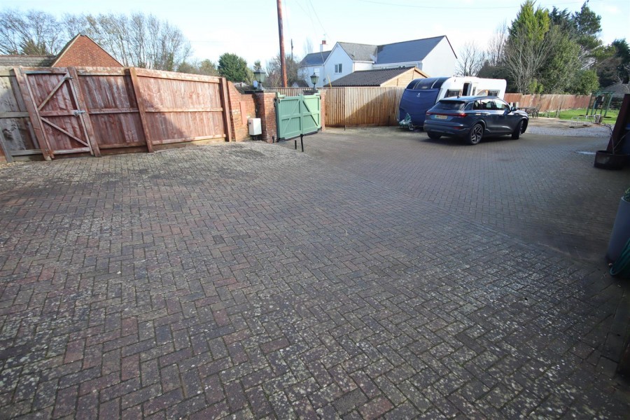 Images for The Banks, Lyneham, Chippenham