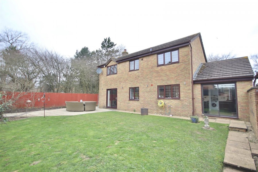 Images for Exeter Close, Chippenham