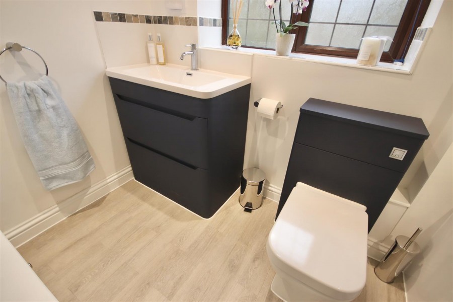 Images for Exeter Close, Chippenham