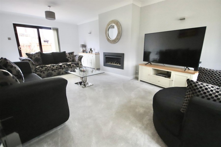 Images for Exeter Close, Chippenham