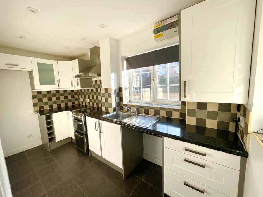 Images for James Close, Chippenham