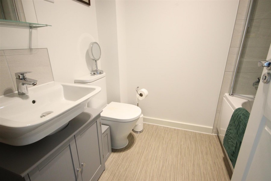 Images for Wheatfield Avenue, Chippenham