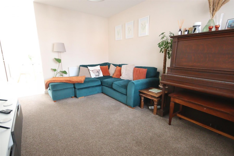 Images for Wheatfield Avenue, Chippenham