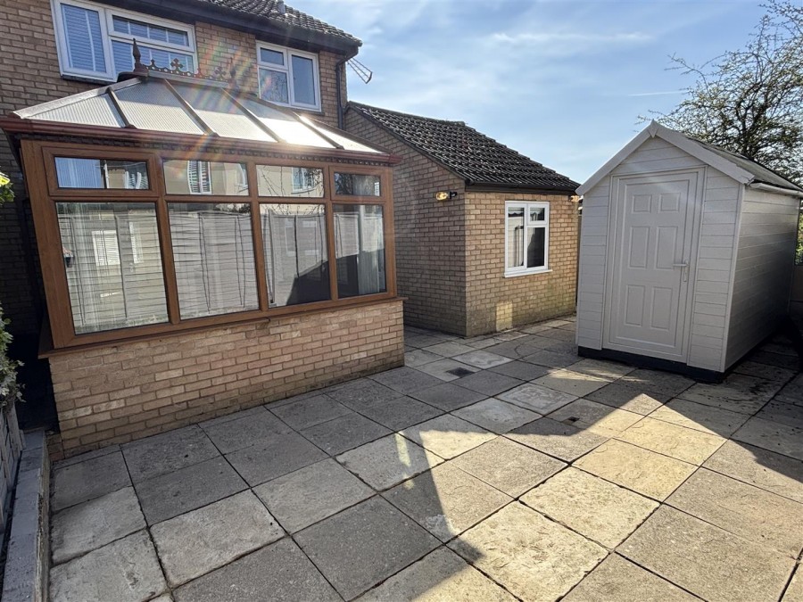 Images for Fitzwarren Close, Chippenham