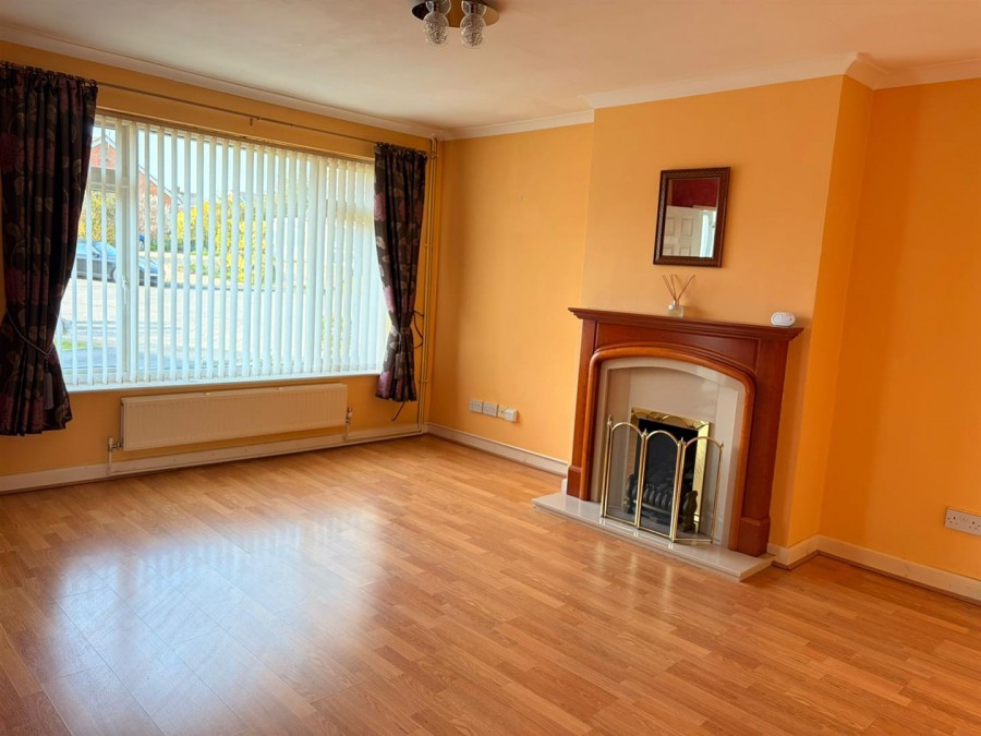 Images for Barons Mead, Chippenham