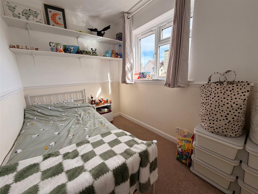 Images for Holmes Close, Chippenham