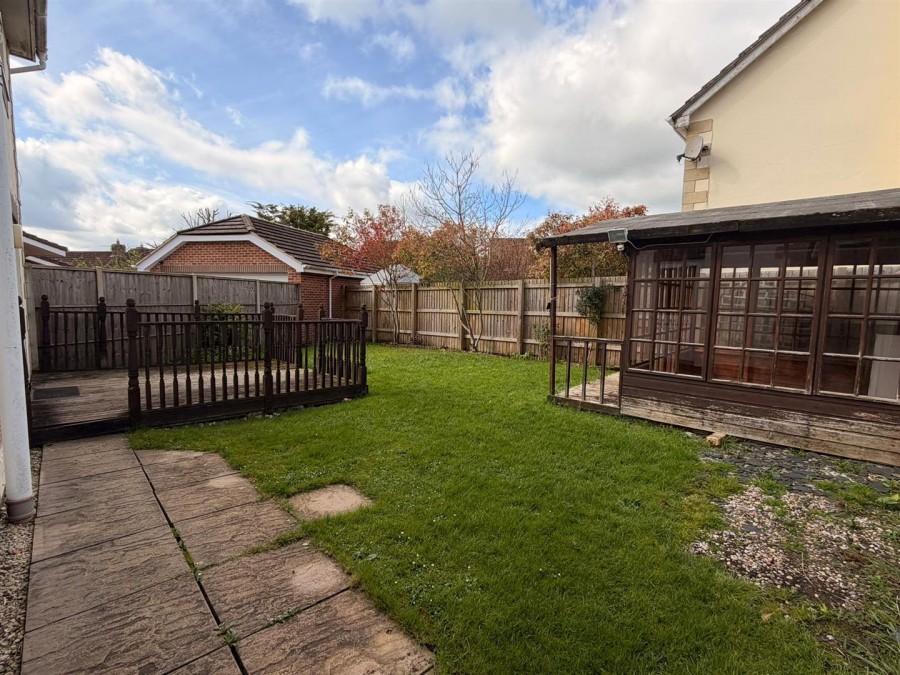 Images for Meadowsweet Drive, Calne