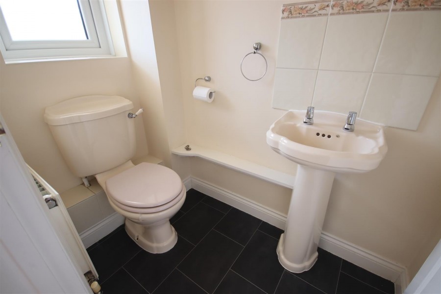 Images for Meadowsweet Drive, Calne