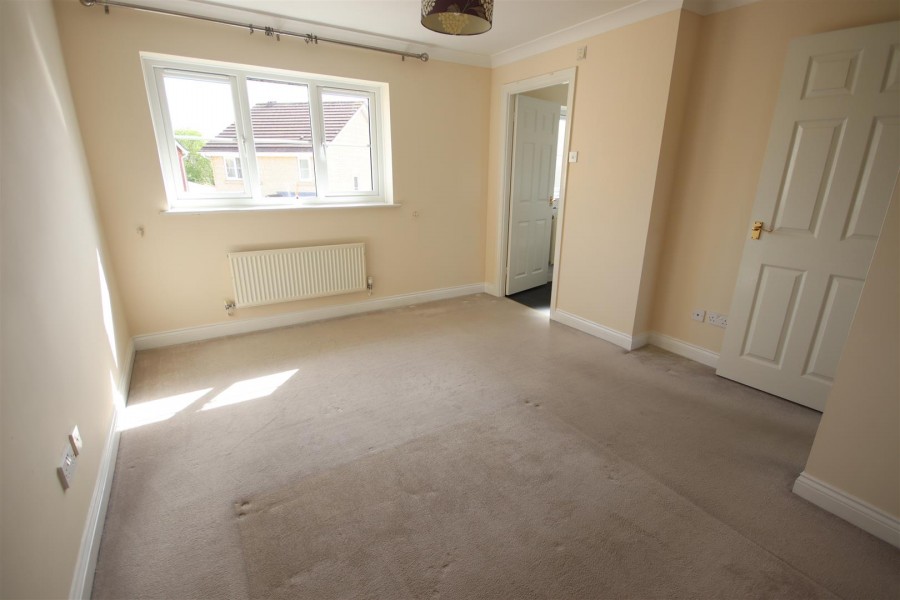 Images for Meadowsweet Drive, Calne