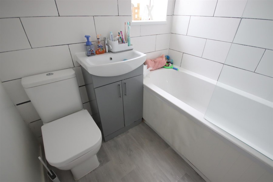 Images for Woodlands Road, Chippenham