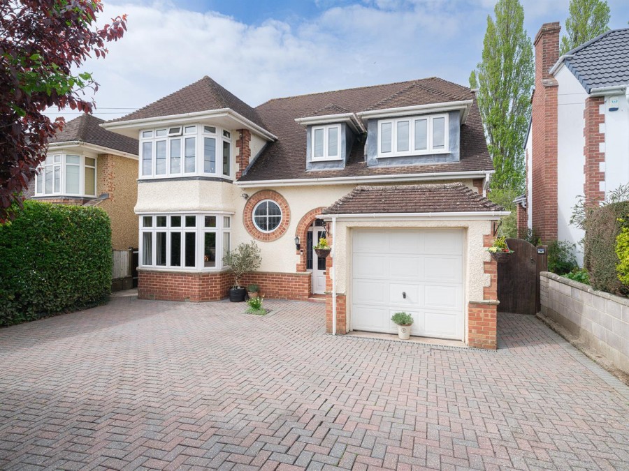 Images for Yewstock Crescent West, Chippenham