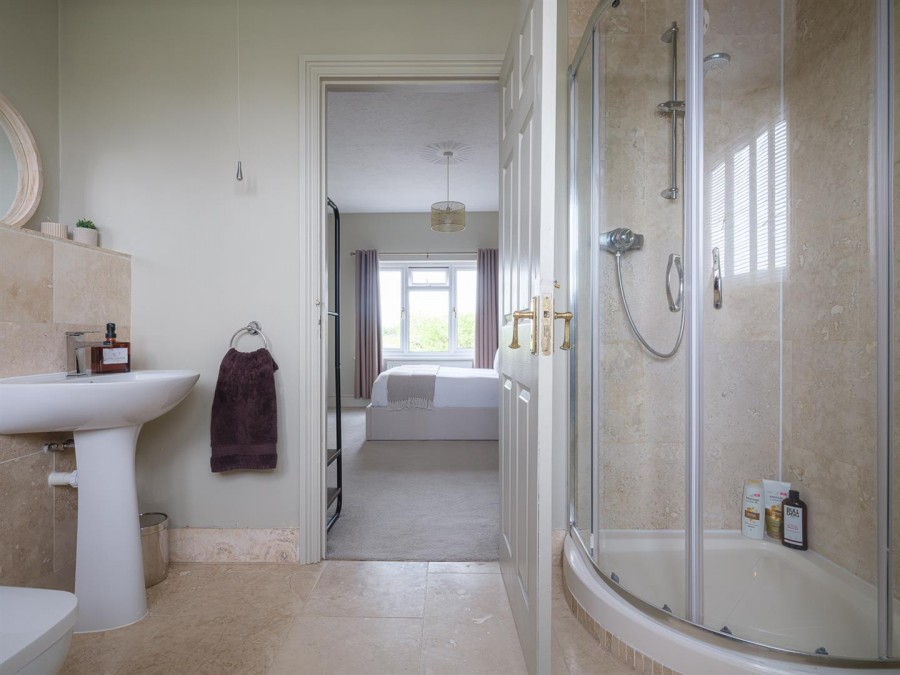 Images for Yewstock Crescent West, Chippenham