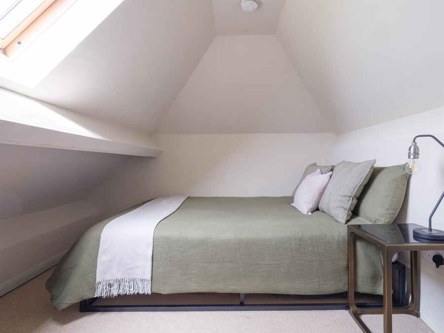 Images for Yewstock Crescent West, Chippenham