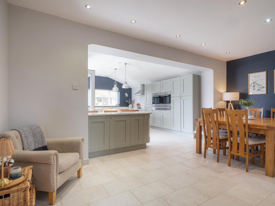 Images for Yewstock Crescent West, Chippenham