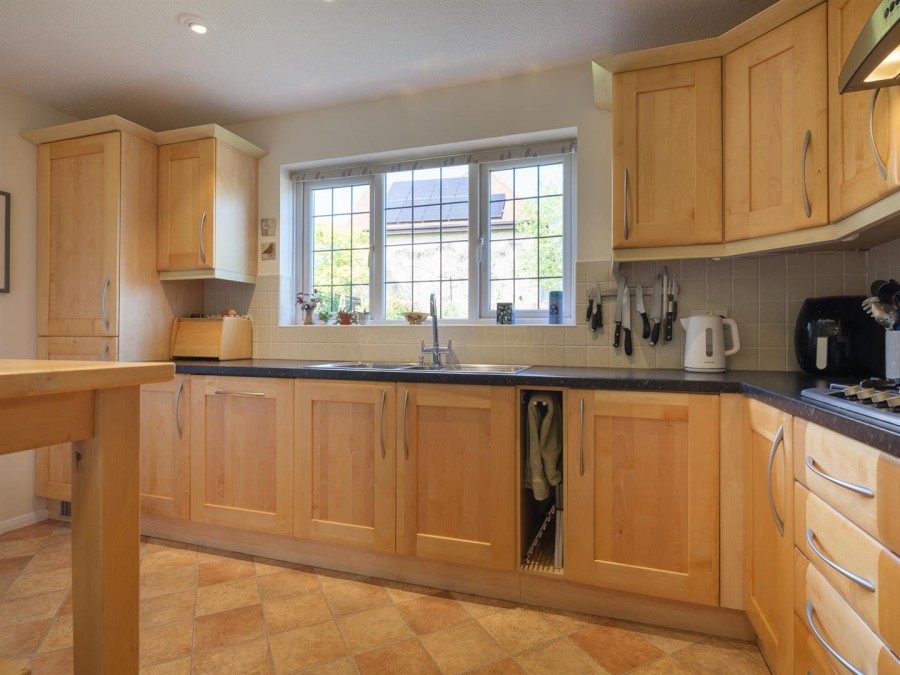 Images for Erleigh Drive, Chippenham