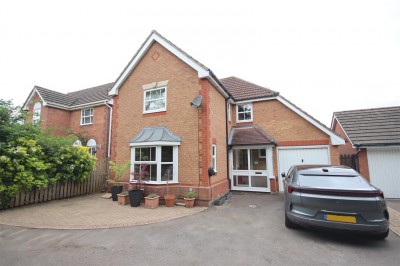 Aintree Drive, Chippenham