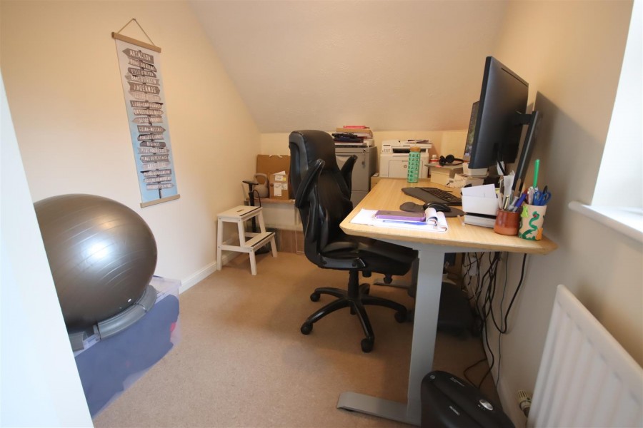 Images for Aintree Drive, Chippenham