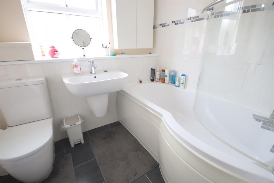 Images for Aintree Drive, Chippenham