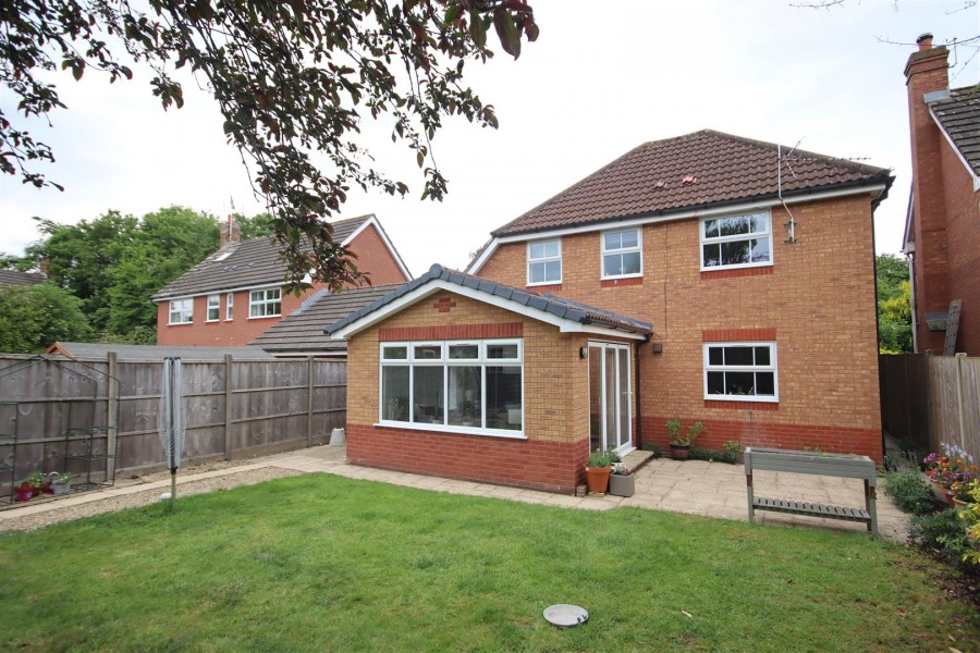 Images for Aintree Drive, Chippenham