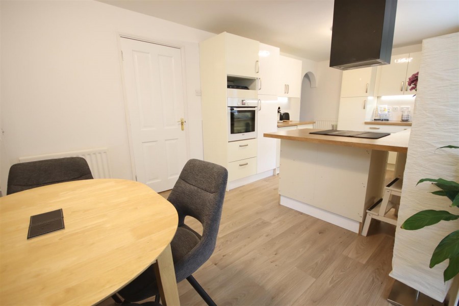 Images for Aintree Drive, Chippenham