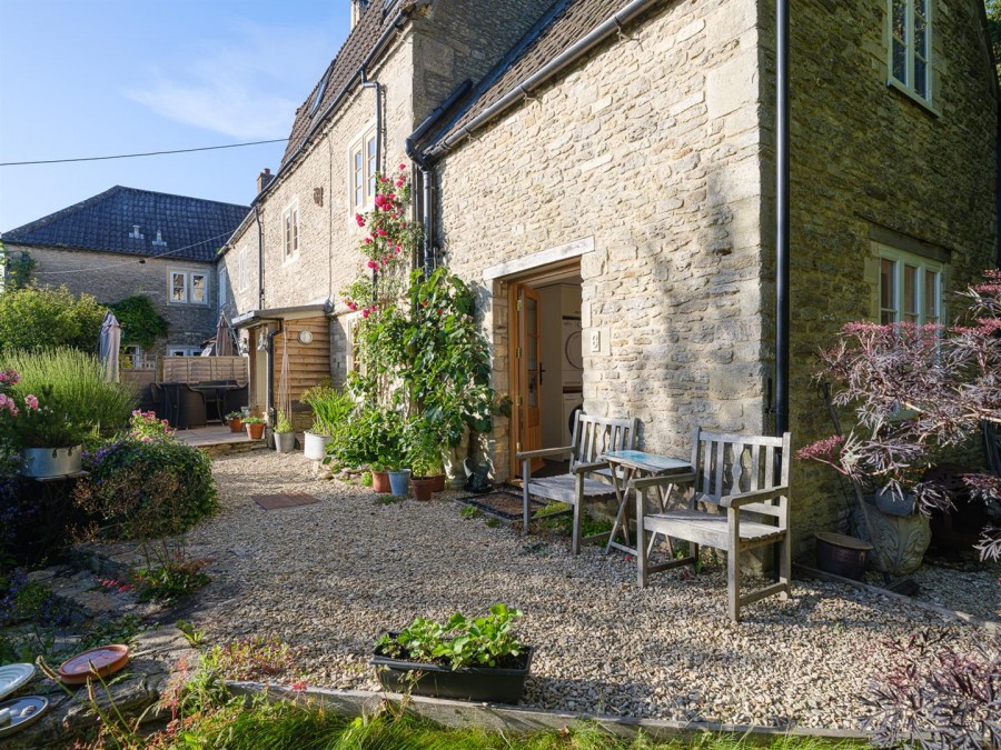Images for Monkton Hill, Chippenham