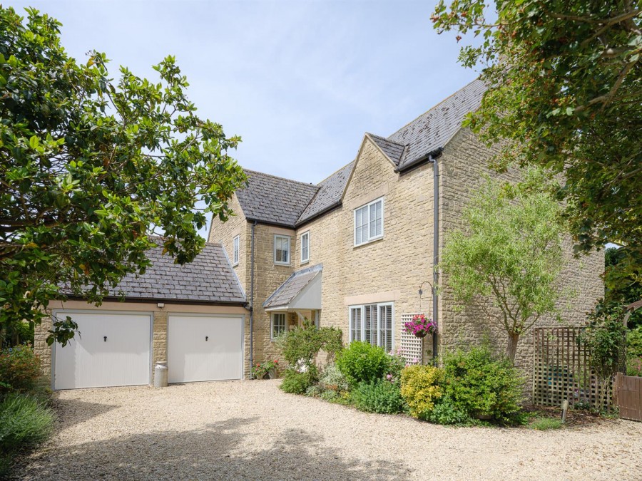 Images for Beeches Lane, Daunstey Lock, Chippenham