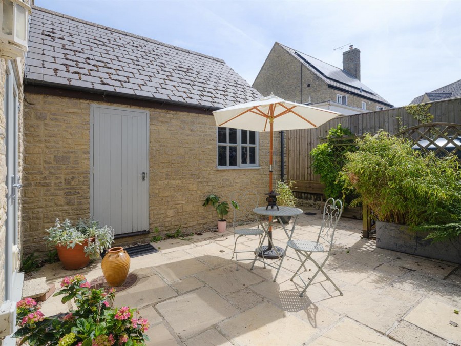 Images for Beeches Lane, Daunstey Lock, Chippenham