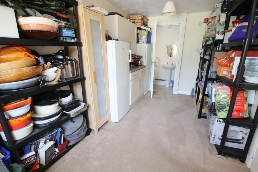 Images for Redwing Avenue, Chippenham