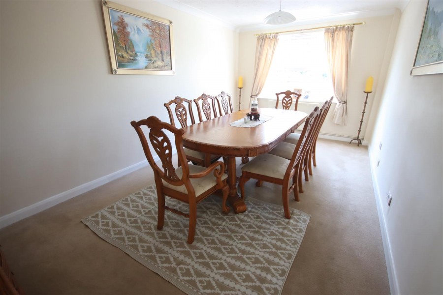 Images for Redwing Avenue, Chippenham