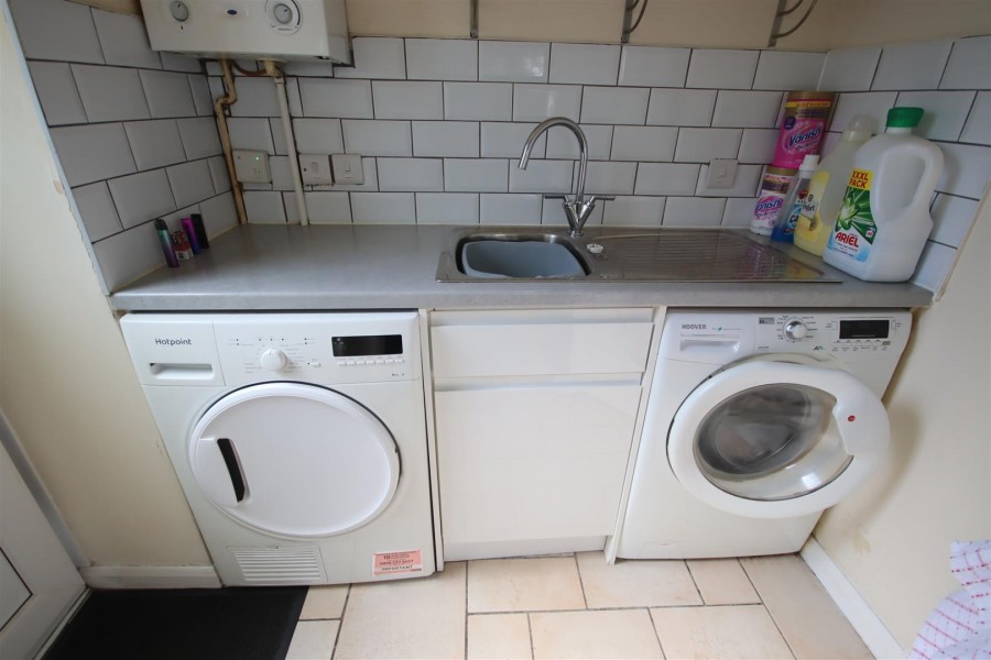 Images for Redwing Avenue, Chippenham