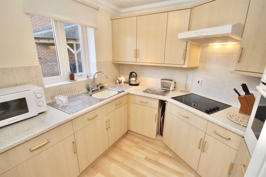 Images for Castle Lodge, Gladstone Road, Chippenham
